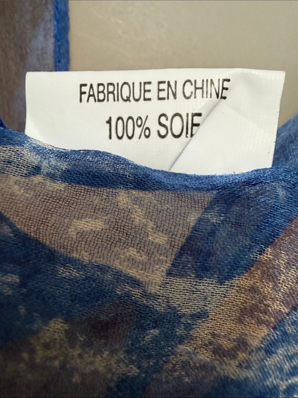 La Boutique des Musées du Monde 100% Silk Art Print Scarf - Blue & yellow